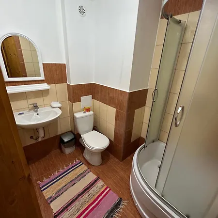 калина Bed & Breakfast Drahobrat