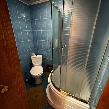 калина Bed & Breakfast Drahobrat